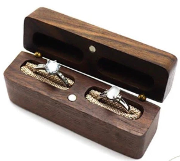 Walnut Ring Box